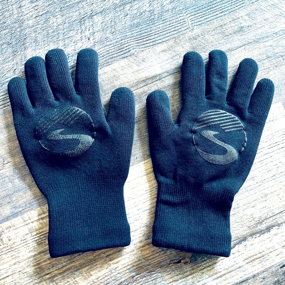 Showers Pass waterproof knit gloves, size small.